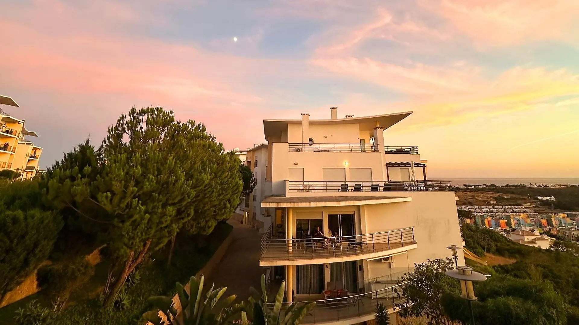 Apartment Azure Heaven By Becherish Albufeira